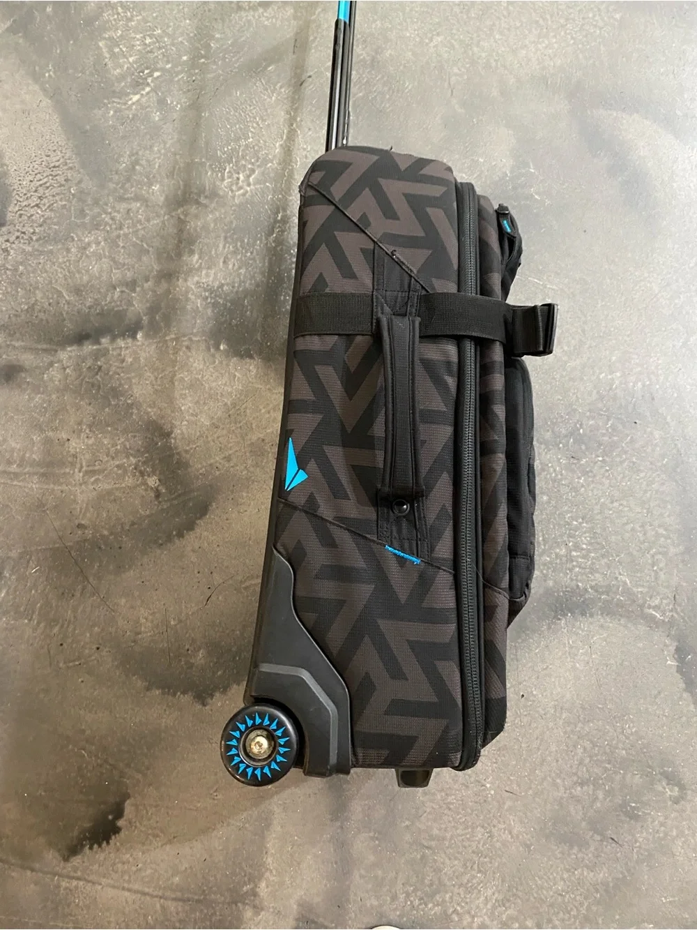 Volcom Black Carry-on Suitcase With a Geometric Grint and Electric Blue 22”x14”